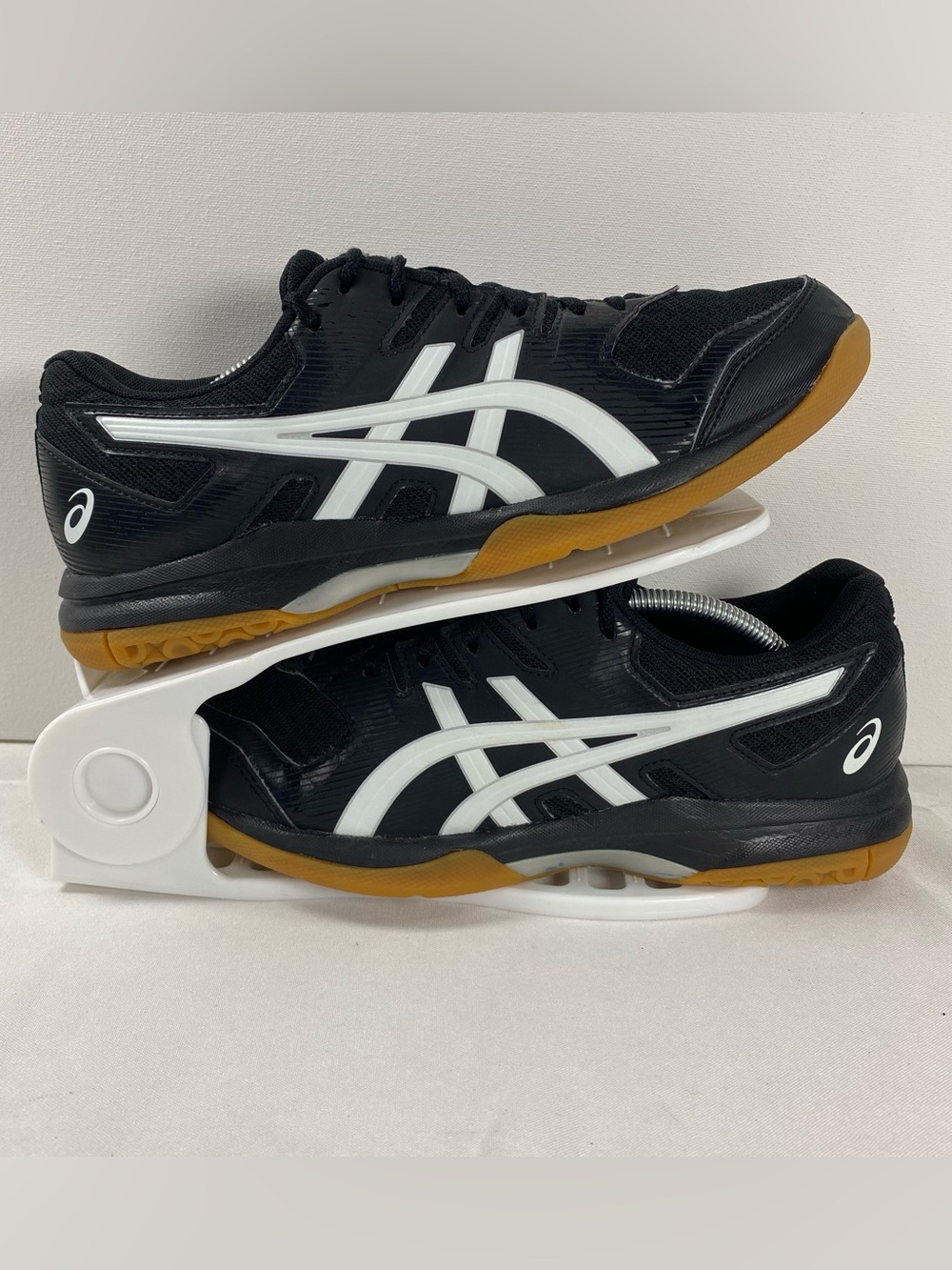 ASICS Gel-Rocket 9 Womens 10 Black White Gum Volleyball Shoes 1072A034